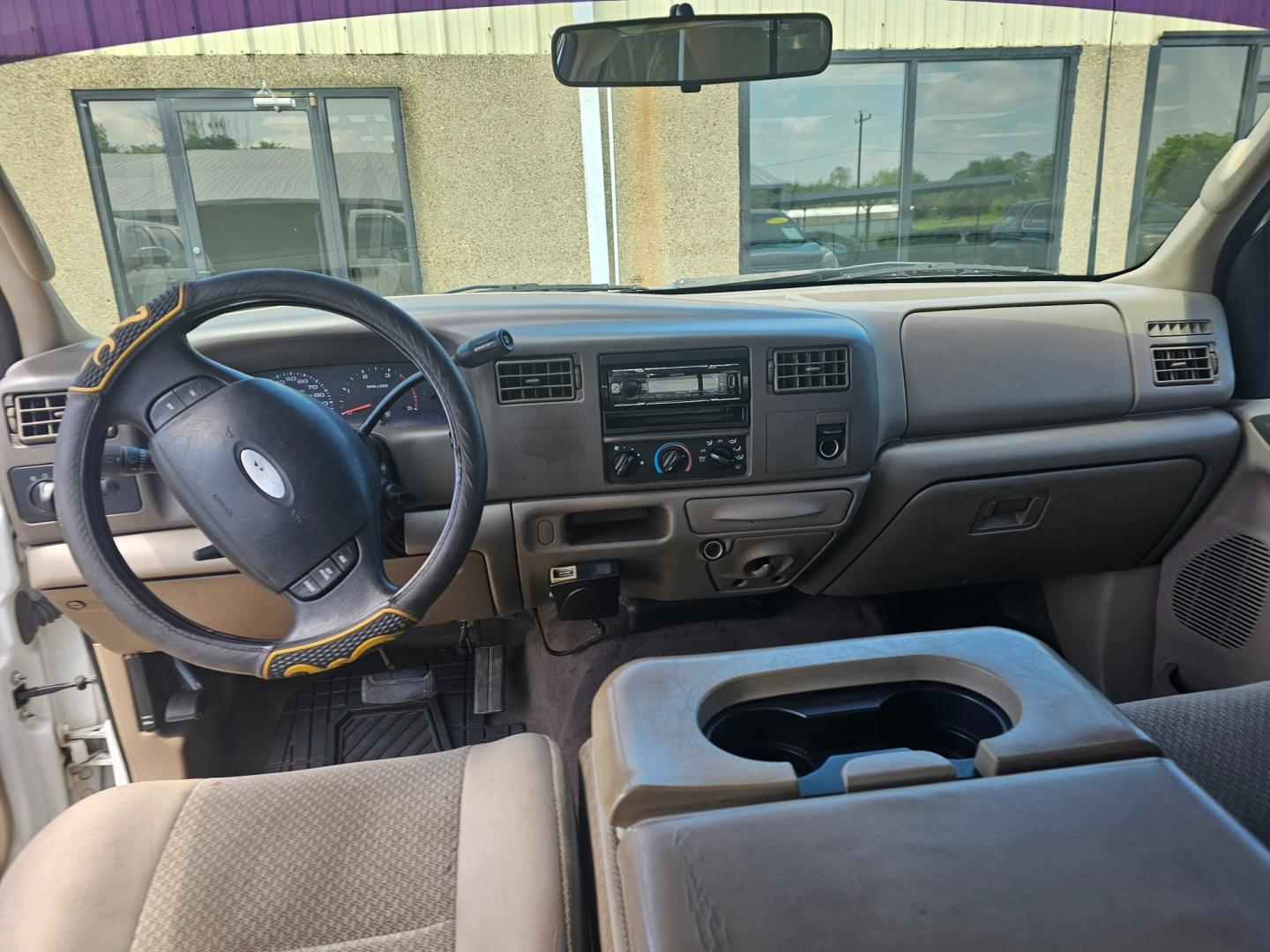 2003 WHITE FORD F-350 SD King Ranch Crew Cab Long Bed 2WD (1FTSW30F73E) with an 7.3L V8 OHV 16V TURBO DIESEL engine, 4-SPEED AUTOMATIC transmission, located at 533 S Seven Points BLVD, Seven Points, TX, 75143, (430) 255-4030, 32.313999, -96.209351 - Photo#4